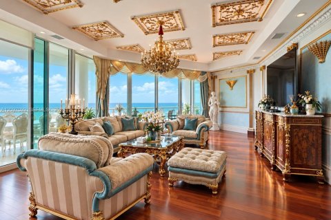 Condo in Sunny Isles Beach, Florida, 4 bedrooms  № 2392805 - photo 5