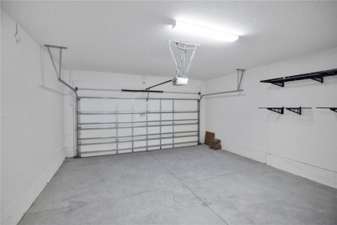 House in Clermont, Florida 4 bedrooms, 271.65 sq.m. № 2103355 - photo 29