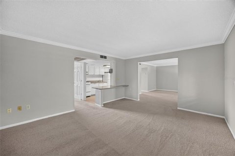 Condominio en venta en Altamonte Springs, Florida, 2 dormitorios, 92.16 m2 № 2200955 - foto 5
