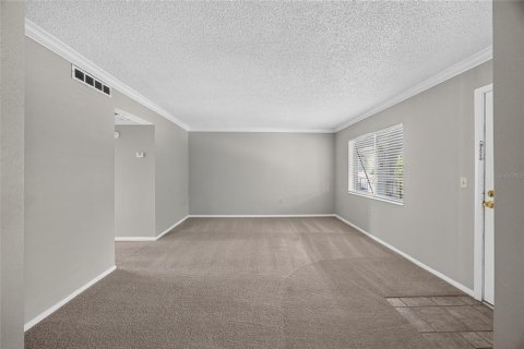 Condominio en venta en Altamonte Springs, Florida, 2 dormitorios, 92.16 m2 № 2200955 - foto 2