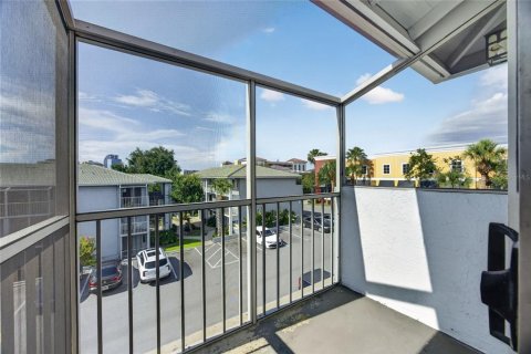 Condominio en venta en Altamonte Springs, Florida, 2 dormitorios, 92.16 m2 № 2200955 - foto 13