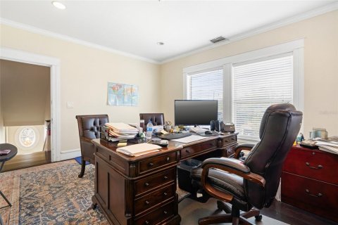 Commercial property in Tampa, Florida 247.12 sq.m. № 405539 - photo 20