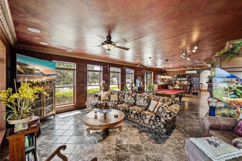 Villa ou maison à vendre à Haines City, Floride: 5 chambres, 525.46 m2 № 1620507 - photo 15