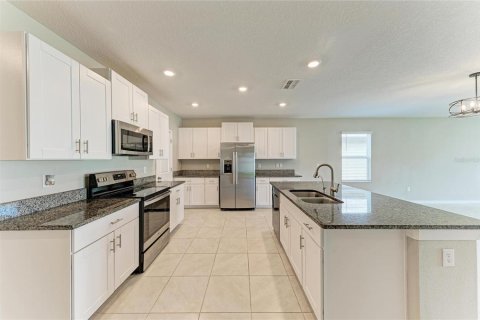 House in Sun City Center, Florida 5 bedrooms, 273.97 sq.m. № 2393455 - photo 19