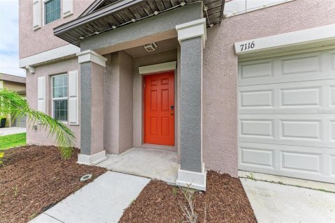 House in Sun City Center, Florida 5 bedrooms, 273.97 sq.m. № 2393455 - photo 5
