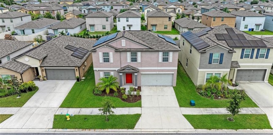 House in Sun City Center, Florida 5 bedrooms, 273.97 sq.m. № 2393455