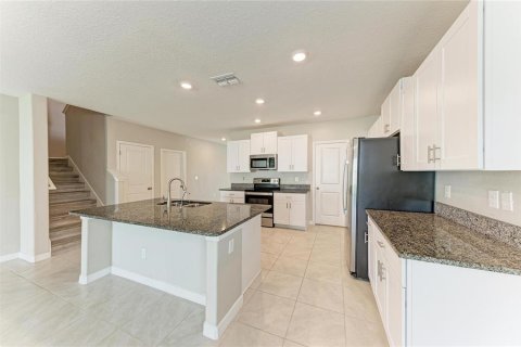 House in Sun City Center, Florida 5 bedrooms, 273.97 sq.m. № 2393455 - photo 15