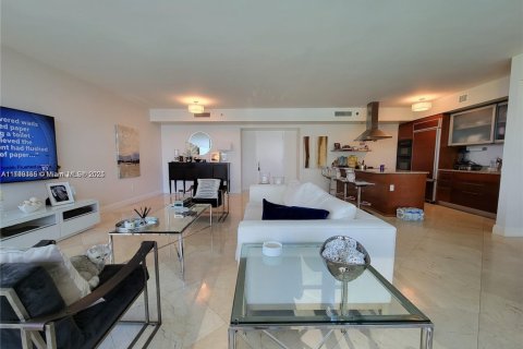 Copropriété à louer à Hallandale Beach, Floride: 2 chambres, 165.55 m2 № 1861589 - photo 13