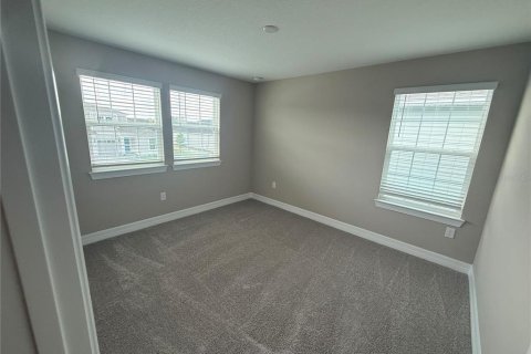 House in Winter Garden, Florida 5 bedrooms, 244.43 sq.m. № 2102821 - photo 28