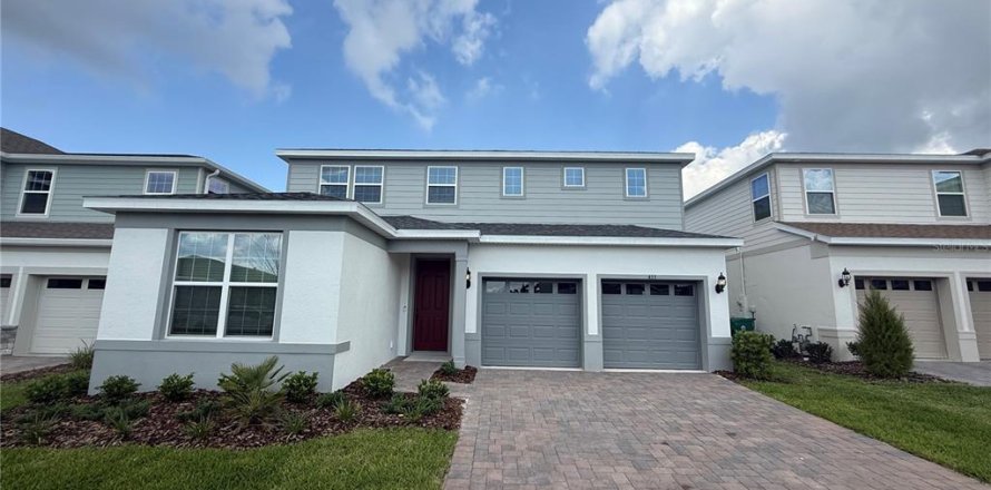 House in Winter Garden, Florida 5 bedrooms, 244.43 sq.m. № 2102821
