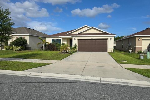 Casa en venta en Kissimmee, Florida, 4 dormitorios, 216.65 m2 № 1552784 - foto 1