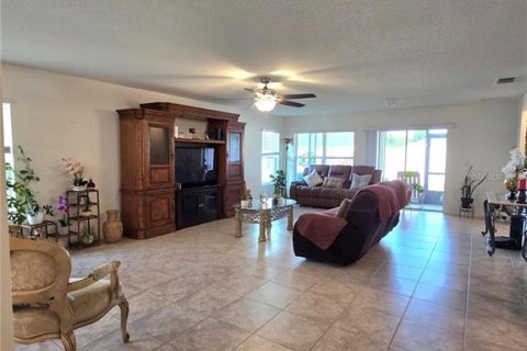 Casa en venta en Kissimmee, Florida, 4 dormitorios, 216.65 m2 № 1552784 - foto 5