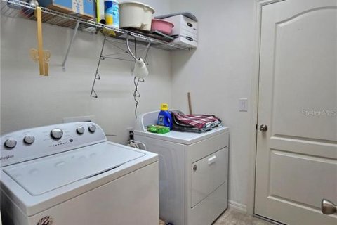 Casa en venta en Kissimmee, Florida, 4 dormitorios, 216.65 m2 № 1552784 - foto 14