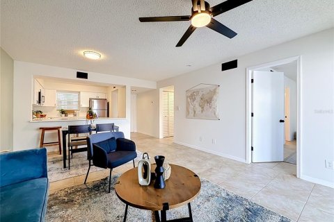 Copropriété à vendre à Saint Petersburg, Floride: 2 chambres, 86.4 m2 № 2229930 - photo 14