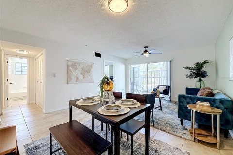 Copropriété à vendre à Saint Petersburg, Floride: 2 chambres, 86.4 m2 № 2229930 - photo 12