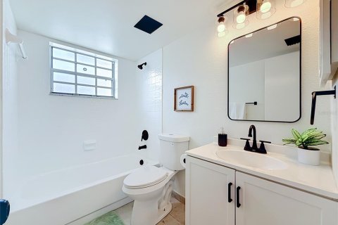 Copropriété à vendre à Saint Petersburg, Floride: 2 chambres, 86.4 m2 № 2229930 - photo 19