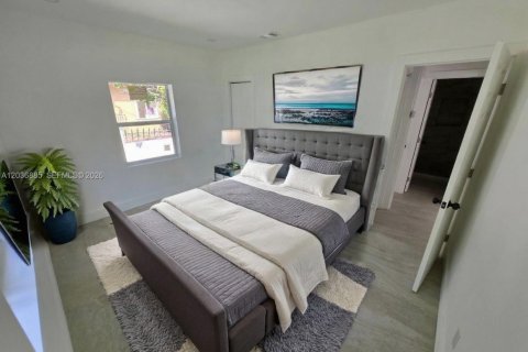 Villa ou maison à vendre à Opa-locka, Floride: 3 chambres № 2085424 - photo 15