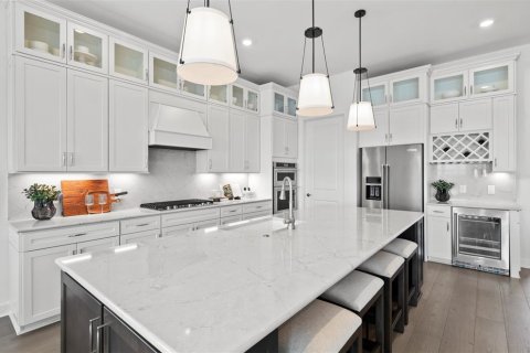 House in Lakewood Ranch, Florida 3 bedrooms, 230.68 sq.m. № 1887008 - photo 9
