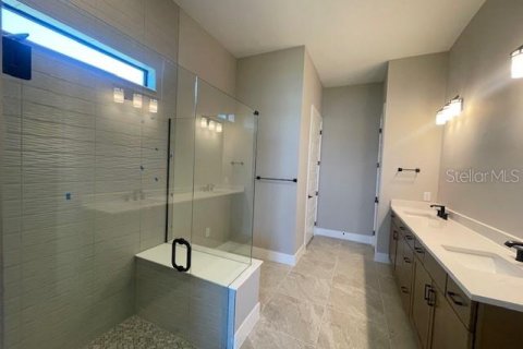 House in Lakewood Ranch, Florida 3 bedrooms, 230.68 sq.m. № 1887008 - photo 6