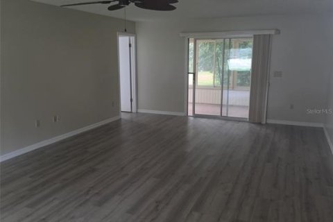 Villa ou maison à louer à Ocala, Floride: 3 chambres, 141.77 m2 № 2408917 - photo 9