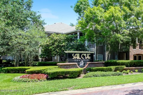Condo in Jacksonville, Florida, 3 bedrooms  № 867959 - photo 1