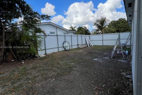 House in Homestead, Florida 3 bedrooms, 131.74 sq.m. № 2000041 - photo 29