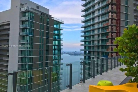 Снять в аренду кондоминиум в Майами, Флорида 1 спальня, 69.31м2, № 1954697 - фото 23