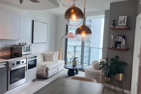 Снять в аренду кондоминиум в Майами, Флорида 1 спальня, 69.31м2, № 1954697 - фото 5