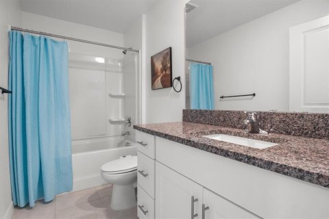 House in Lakeland, Florida 4 bedrooms, 178.19 sq.m. № 2212054 - photo 19