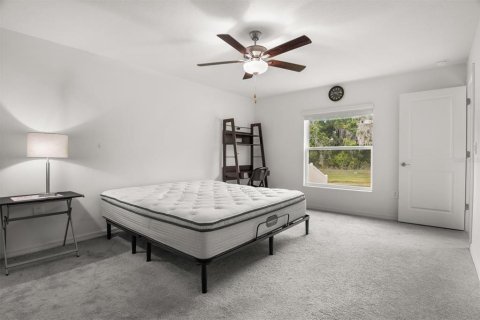House in Lakeland, Florida 4 bedrooms, 178.19 sq.m. № 2212054 - photo 12