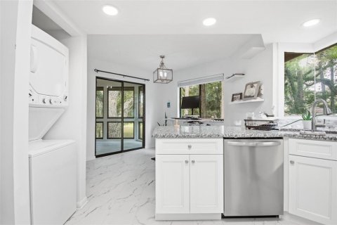 Condo in Palm Coast, Florida, 1 bedroom № 2094823 - photo 21