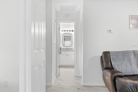 Condo in Palm Coast, Florida, 1 bedroom № 2094823 - photo 23