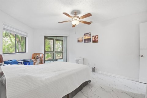 Condo in Palm Coast, Florida, 1 bedroom № 2094823 - photo 25