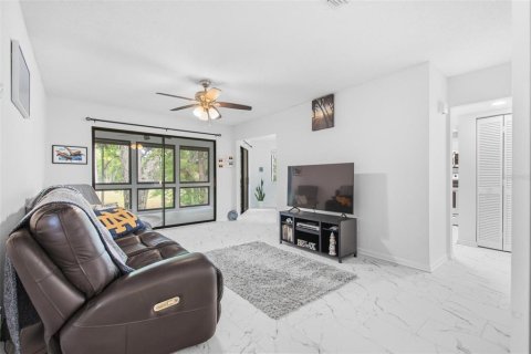 Condo in Palm Coast, Florida, 1 bedroom № 2094823 - photo 8