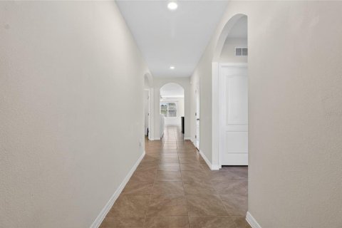 Купить виллу или дом в Лейкленд, Флорида 8 комнат, 173.45м2, № 2123341 - фото 4