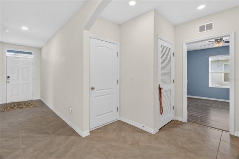 Купить виллу или дом в Лейкленд, Флорида 8 комнат, 173.45м2, № 2123341 - фото 12