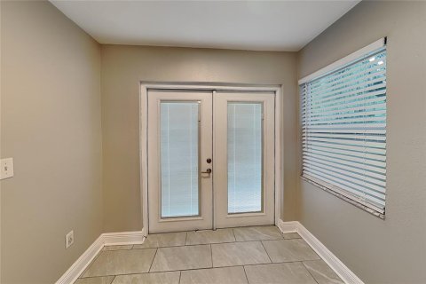 Villa ou maison à louer à Plant City, Floride: 3 chambres, 121.05 m2 № 2418378 - photo 2