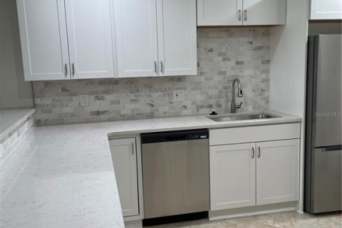 Condominio en alquiler en Clearwater, Florida, 2 dormitorios, 83.33 m2 № 1247852 - foto 4