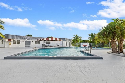 Copropriété à louer à Miami Gardens, Floride: 1 chambre, 64.29 m2 № 1946810 - photo 26