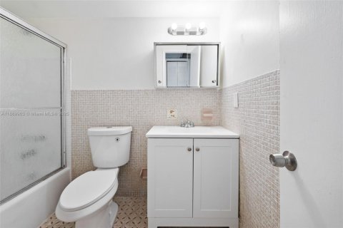 Copropriété à louer à Miami Gardens, Floride: 1 chambre, 64.29 m2 № 1946810 - photo 22