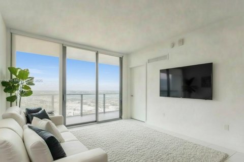 Copropriété à vendre à Miami, Floride: 1 chambre, 56.86 m2 № 1972860 - photo 6