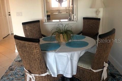 Condo in Sarasota, Florida, 1 bedroom  № 994592 - photo 7