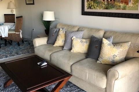 Condo in Sarasota, Florida, 1 bedroom  № 994592 - photo 4