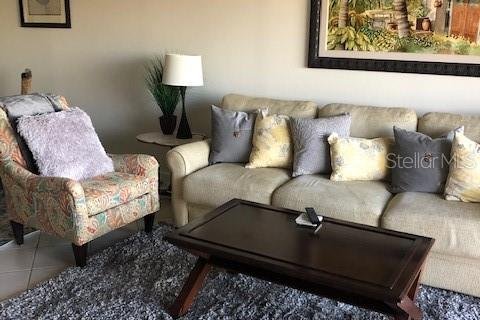 Condo in Sarasota, Florida, 1 bedroom  № 994592 - photo 3