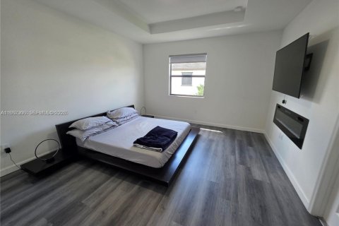 Снять в аренду таунхаус в Майами, Флорида 3 спальни, 169.73м2, № 2028586 - фото 22