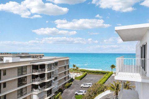 Condo in Palm Beach, Florida, 2 bedrooms  № 2173615 - photo 8