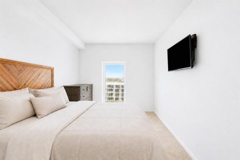 Condo in Palm Beach, Florida, 2 bedrooms  № 2173615 - photo 14