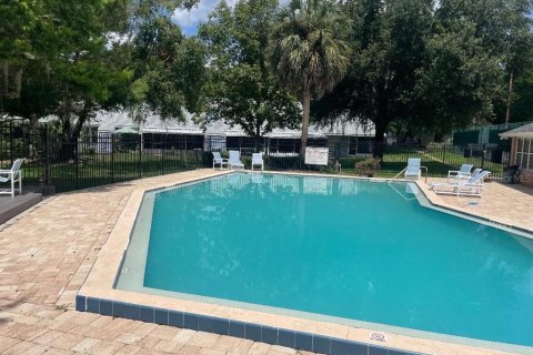Condo in Gainesville, Florida, 2 bedrooms  № 1881186 - photo 30