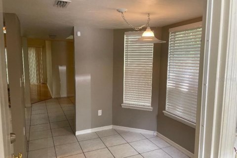 Condo in Gainesville, Florida, 2 bedrooms  № 1881186 - photo 24