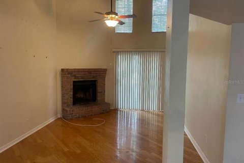 Condo in Gainesville, Florida, 2 bedrooms  № 1881186 - photo 13